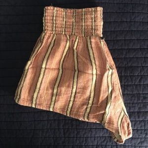 Billabong flowy shorts